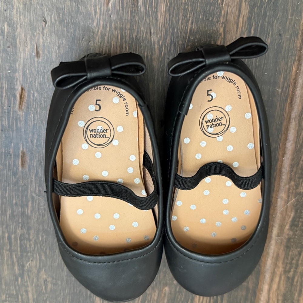 Wonder Nation Black Dress Shoes with Bow